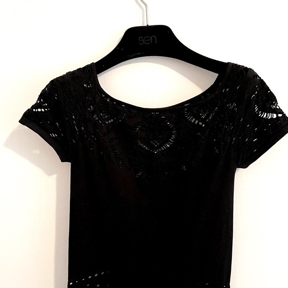 New Bebe Black Bodycon Black Dress with short Sleeves and cut out details - Picture 5 of 9